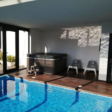 Casa Ceca De La Playa Y Barcelona, Con Piscina Climatizada Y Jacuzzi Villa Vallromanes Dış mekan fotoğraf